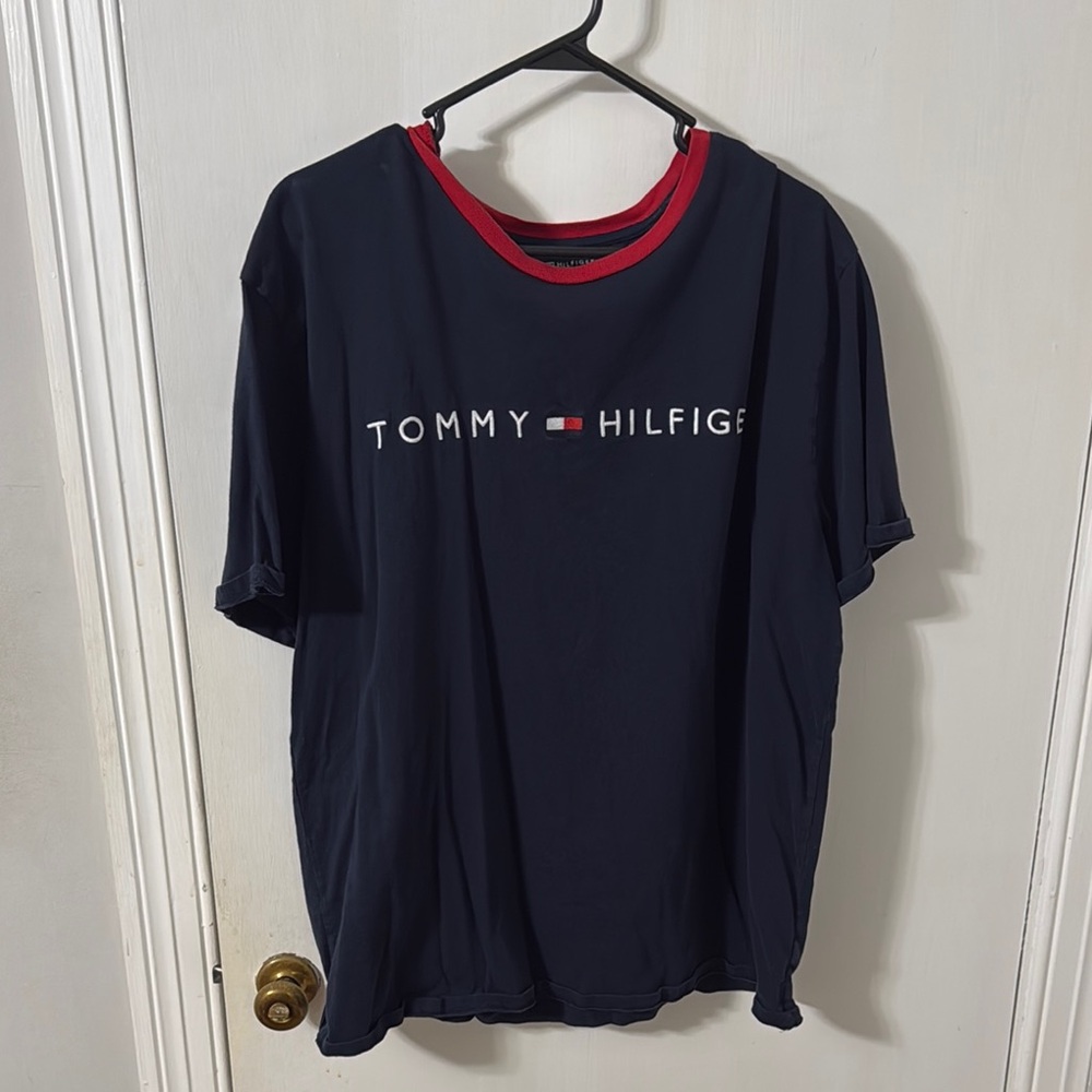 Tommy Hilfiger Navy T-Shirt with Red Collar